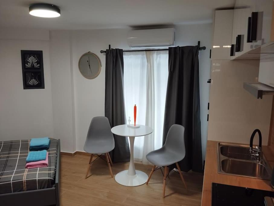 Nektar Cosy Apartment In City Centre 雅典 外观 照片